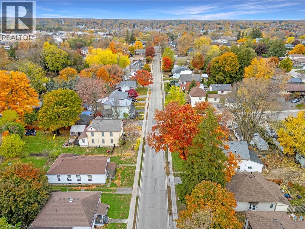 305 Hall Street, Ingersoll, Ontario N5C 1V8 - Photo 7 - 40788832