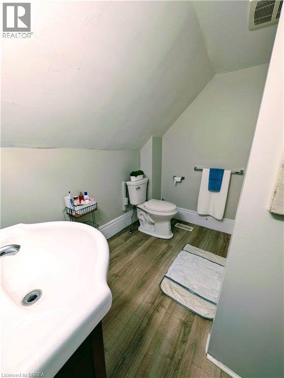 153 Brock Street, Brantford, Ontario  N3S 5W2 - Photo 16 - 40792513