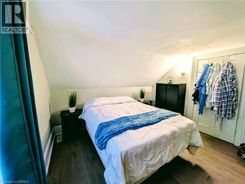 153 Brock Street, Brantford, Ontario  N3S 5W2 - Photo 20 - 40792513