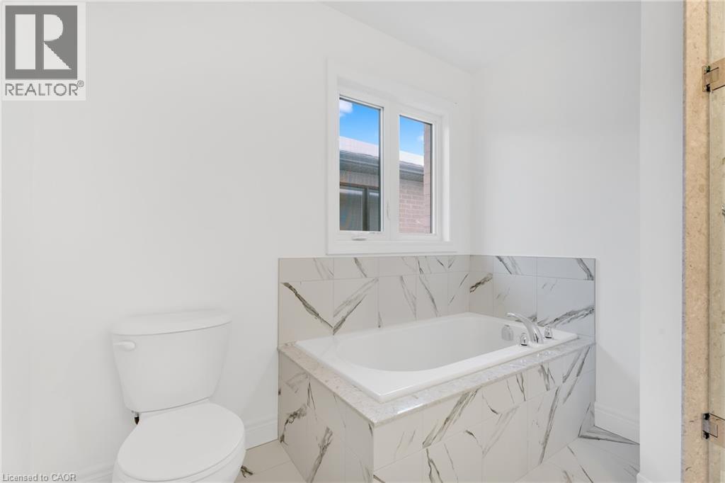 22 Roselawn Avenue, Ancaster, Ontario L9G 2H9 - Photo 18 - 40714240