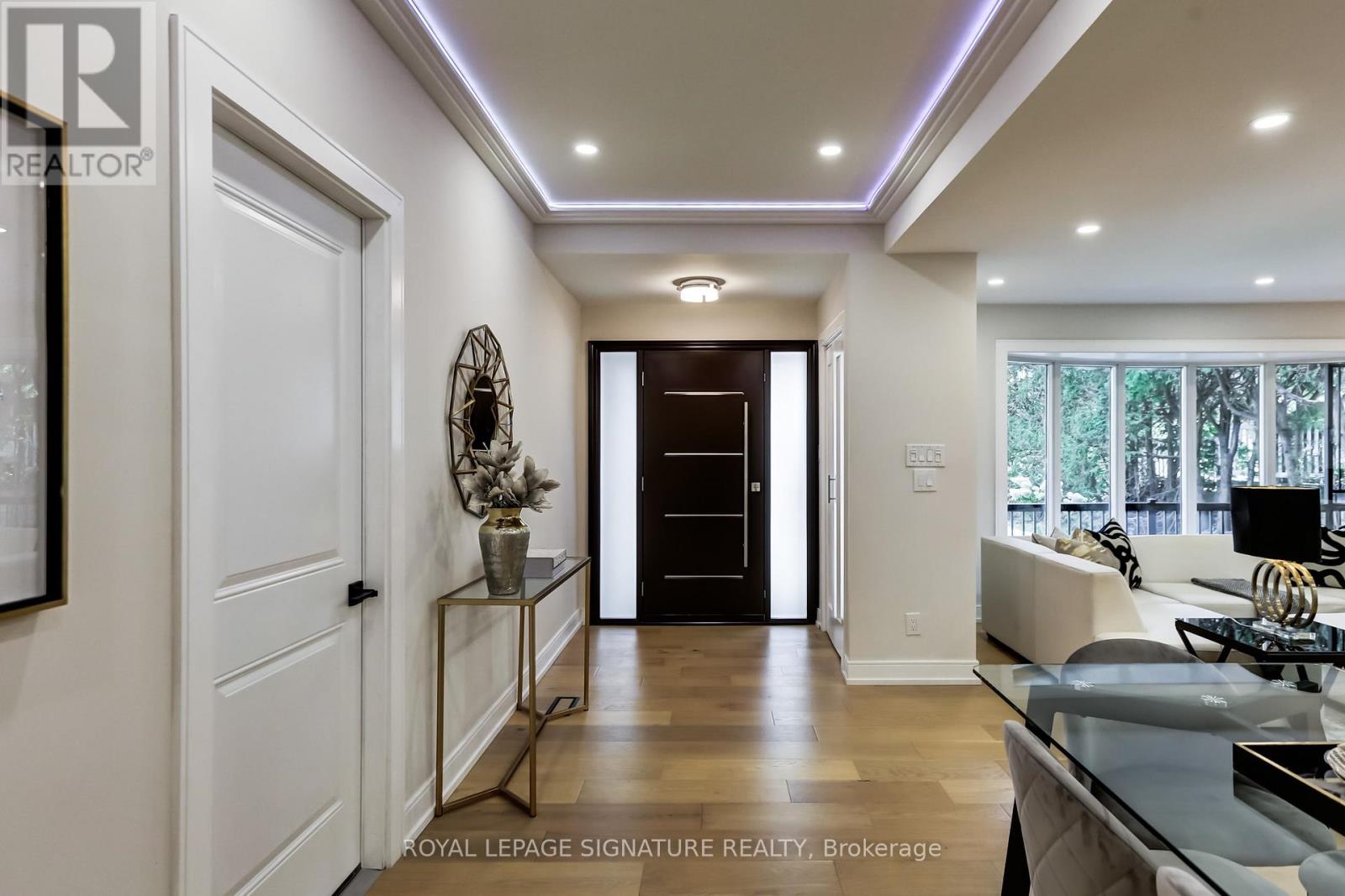 30 Snowcrest Avenue, Toronto, Ontario M2K 2K7 - Photo 3 - C12603808