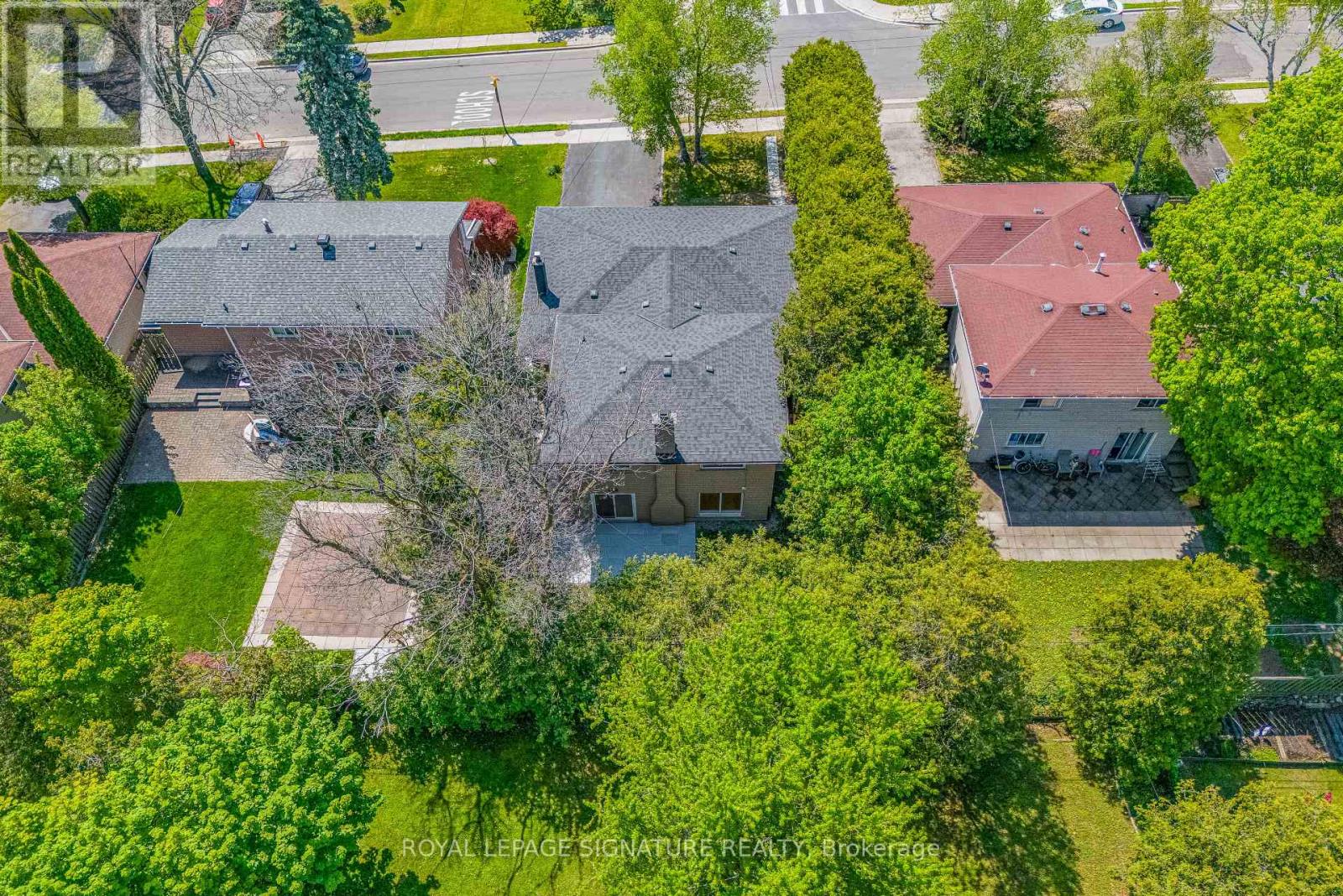 30 Snowcrest Avenue, Toronto, Ontario M2K 2K7 - Photo 36 - C12603808