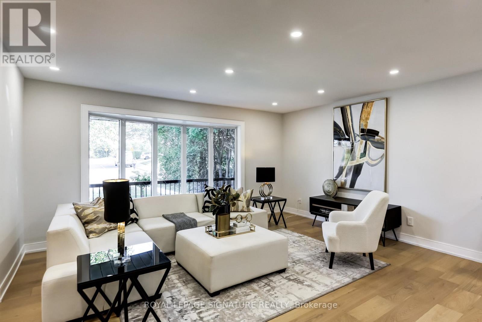 30 Snowcrest Avenue, Toronto, Ontario M2K 2K7 - Photo 4 - C12603808