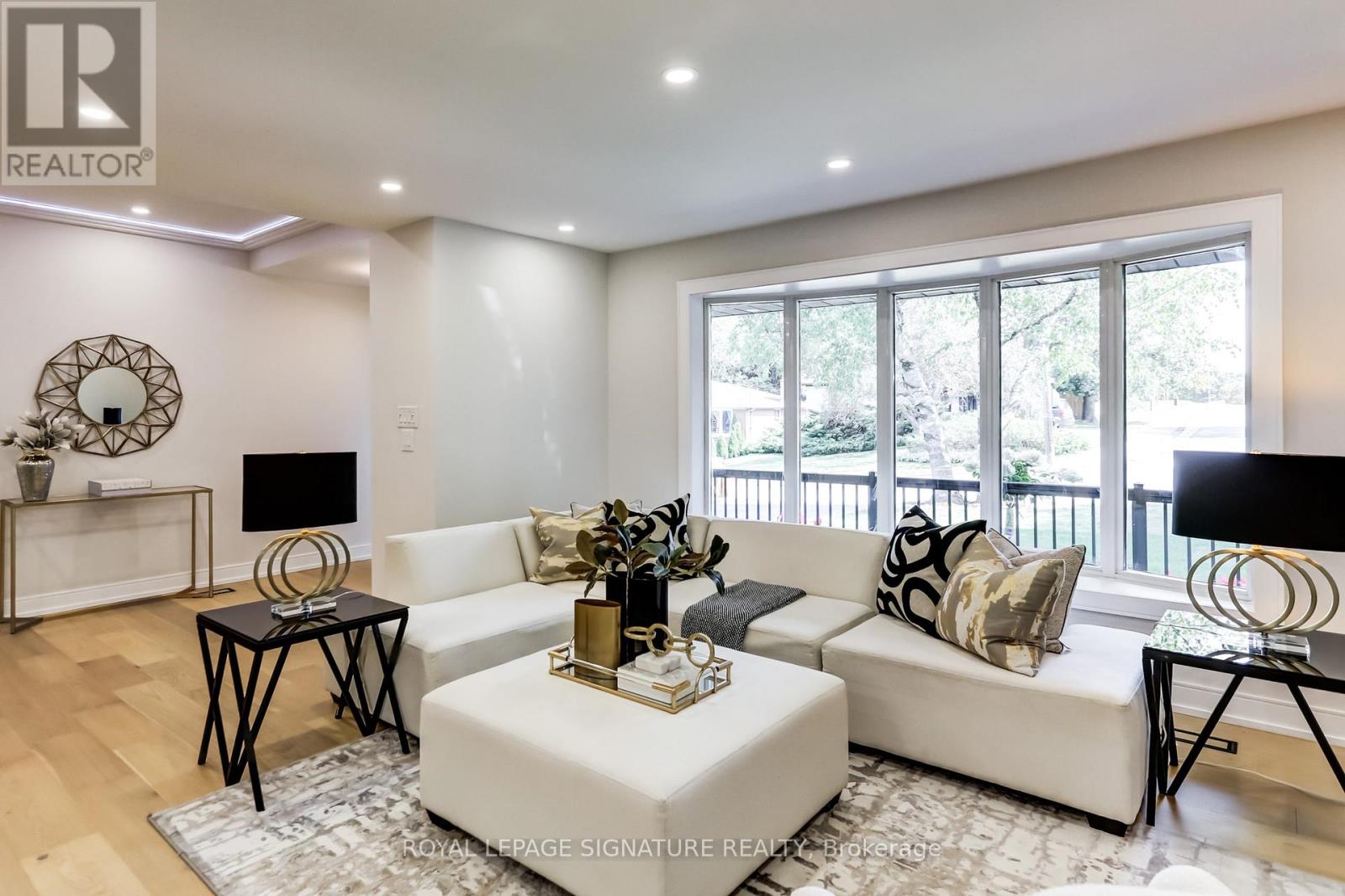 30 Snowcrest Avenue, Toronto, Ontario M2K 2K7 - Photo 5 - C12603808