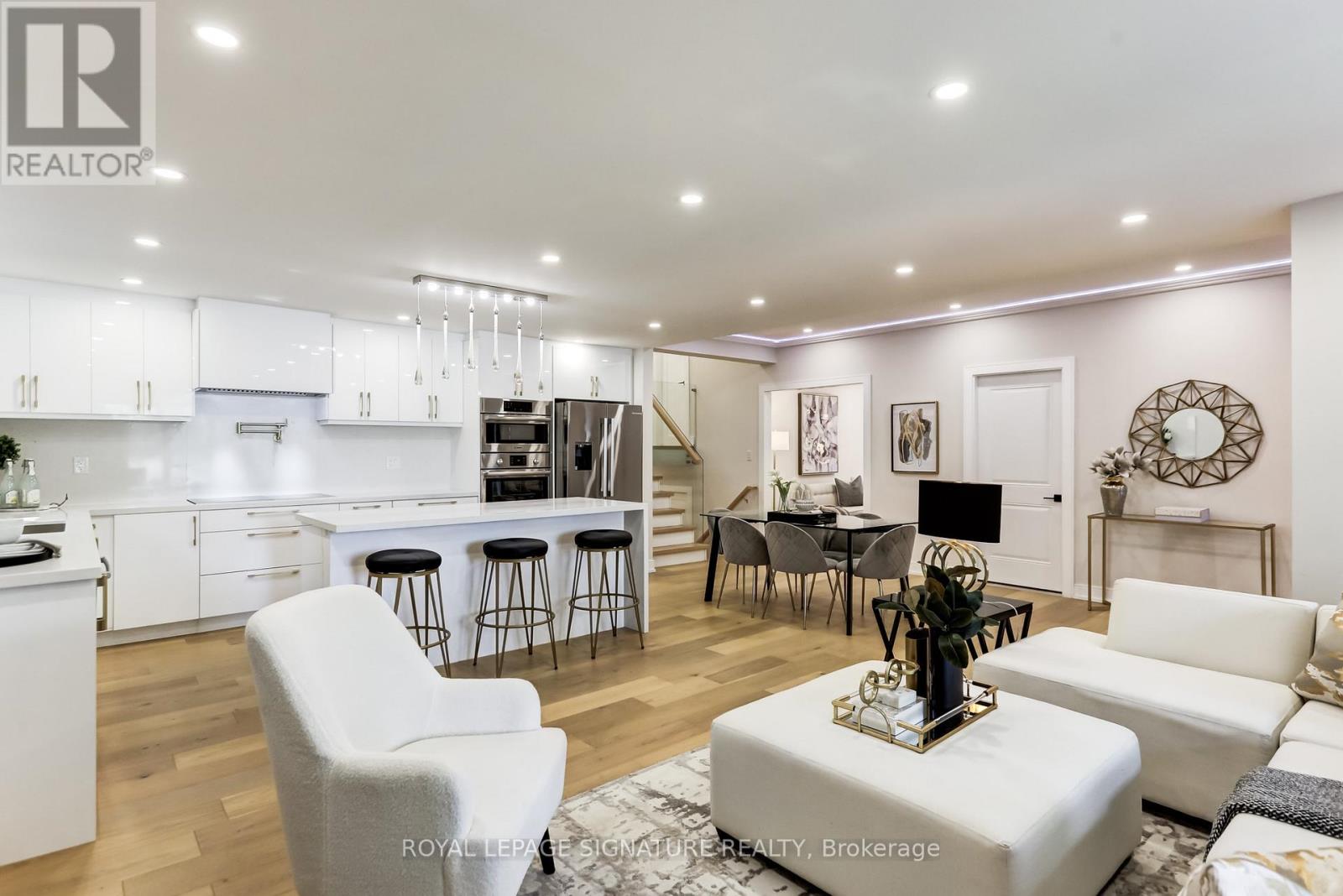 30 Snowcrest Avenue, Toronto, Ontario M2K 2K7 - Photo 7 - C12603808