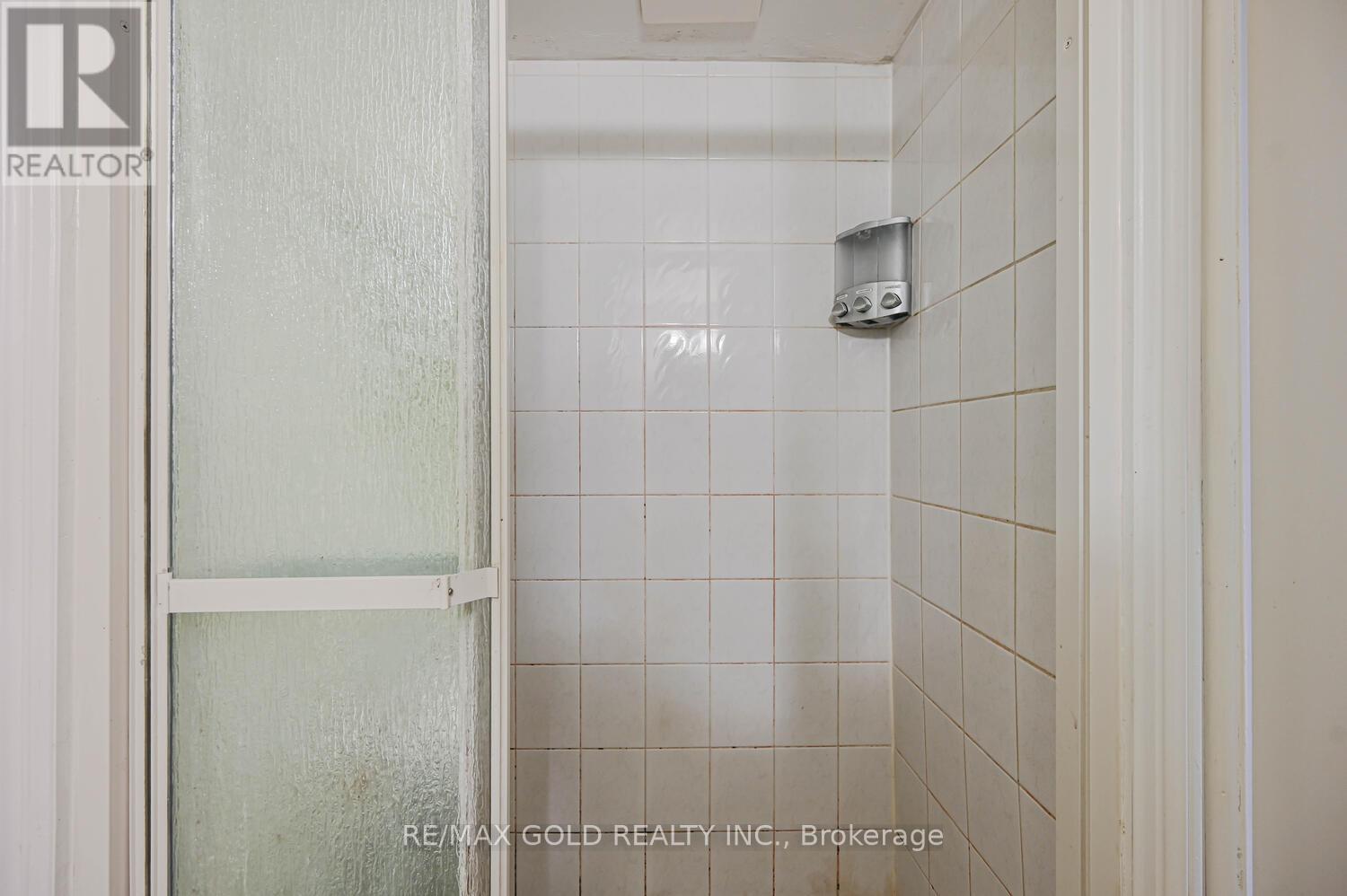 228 Martindale Crescent, Brampton, Ontario  L6X 2V2 - Photo 27 - W12590034