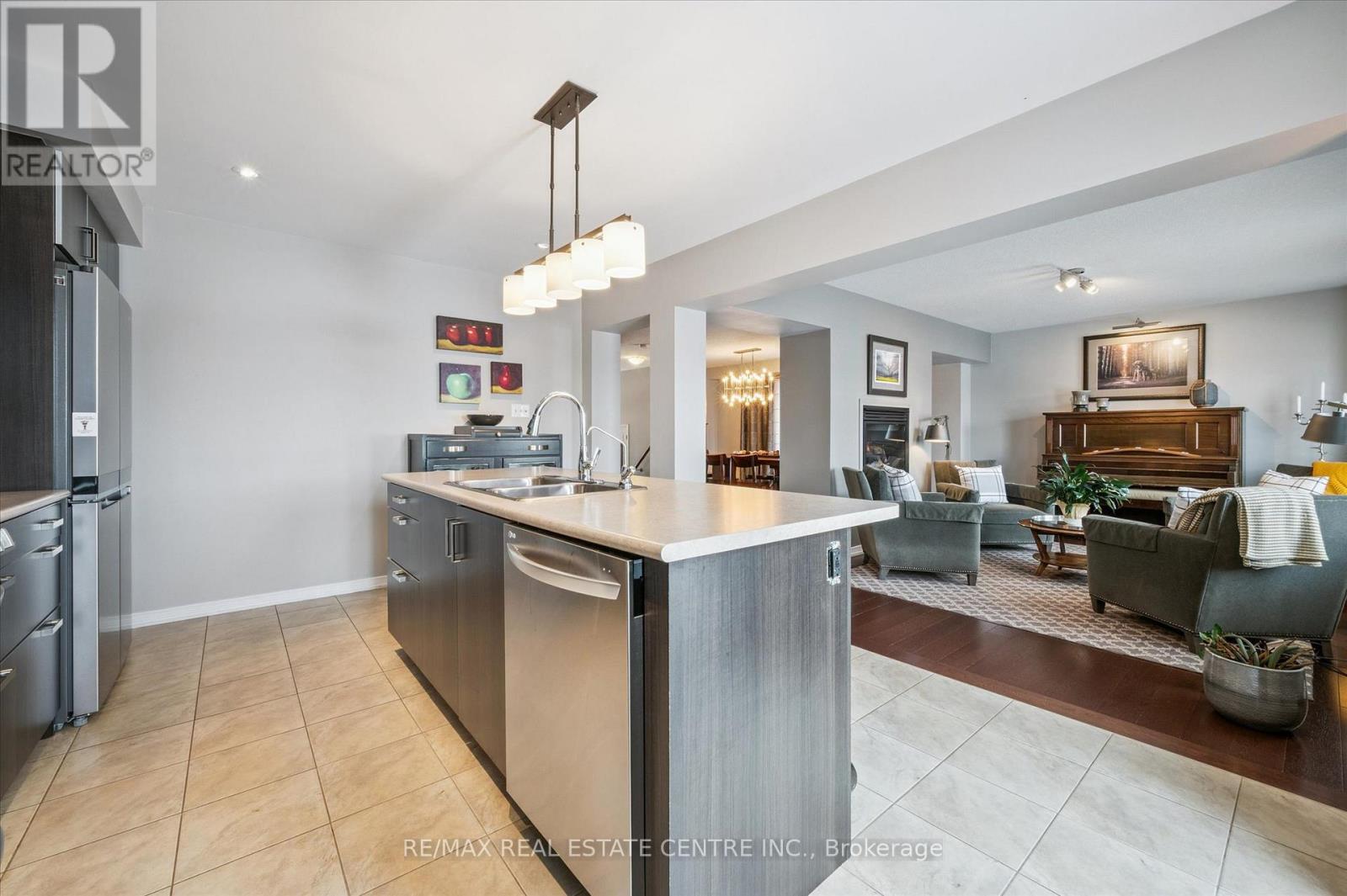 169 Starlight Avenue, Woolwich, Ontario  N0B 1M0 - Photo 17 - X12601064