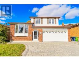 36 PEBBLEHILL SQUARE, Toronto, Ontario