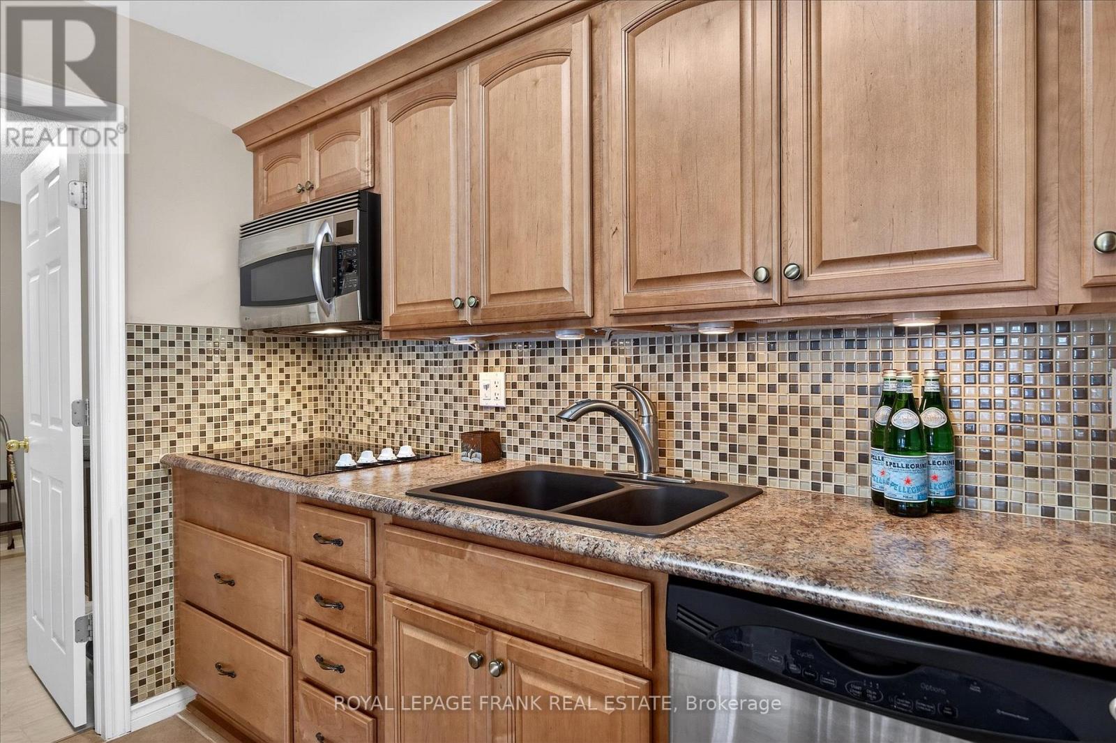 8 - 615 Whitaker Street, Peterborough, Ontario K9H 7L5 - Photo 17 - X12603758