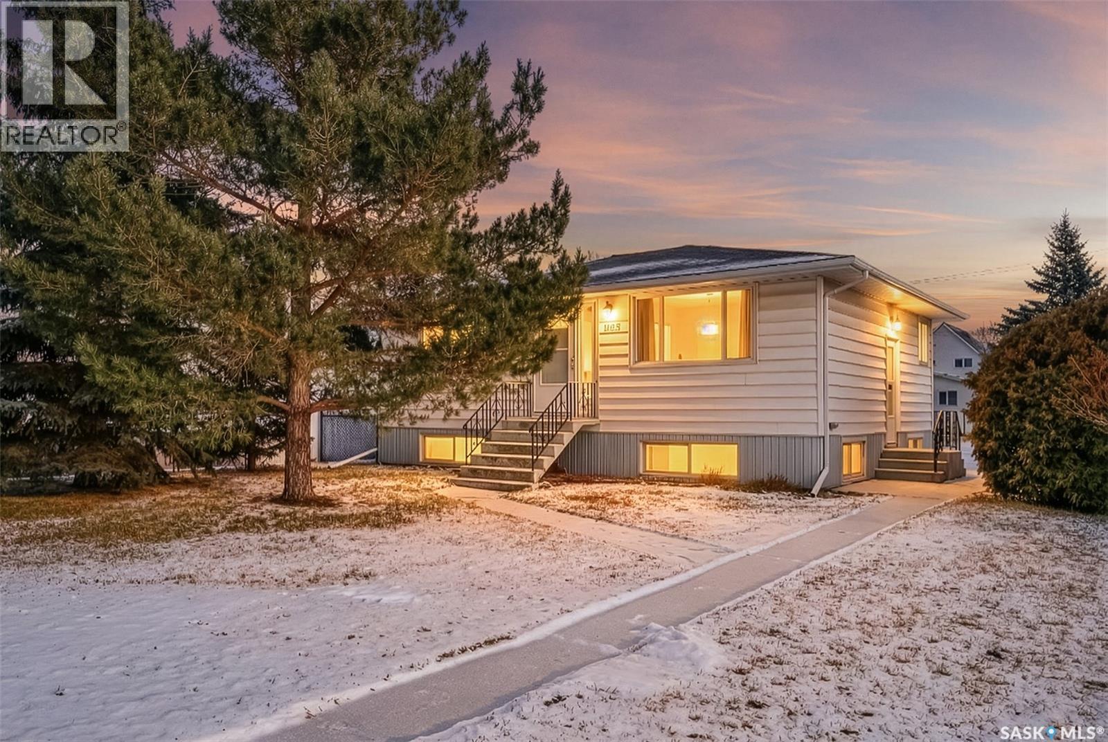 1125 8th AVENUE NW, Moose Jaw, Saskatchewan