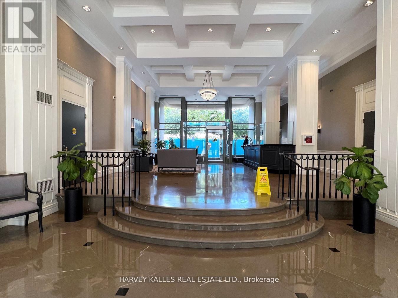 312 - 1 Balmoral Avenue, Toronto, Ontario  M4V 3B9 - Photo 4 - C12603836