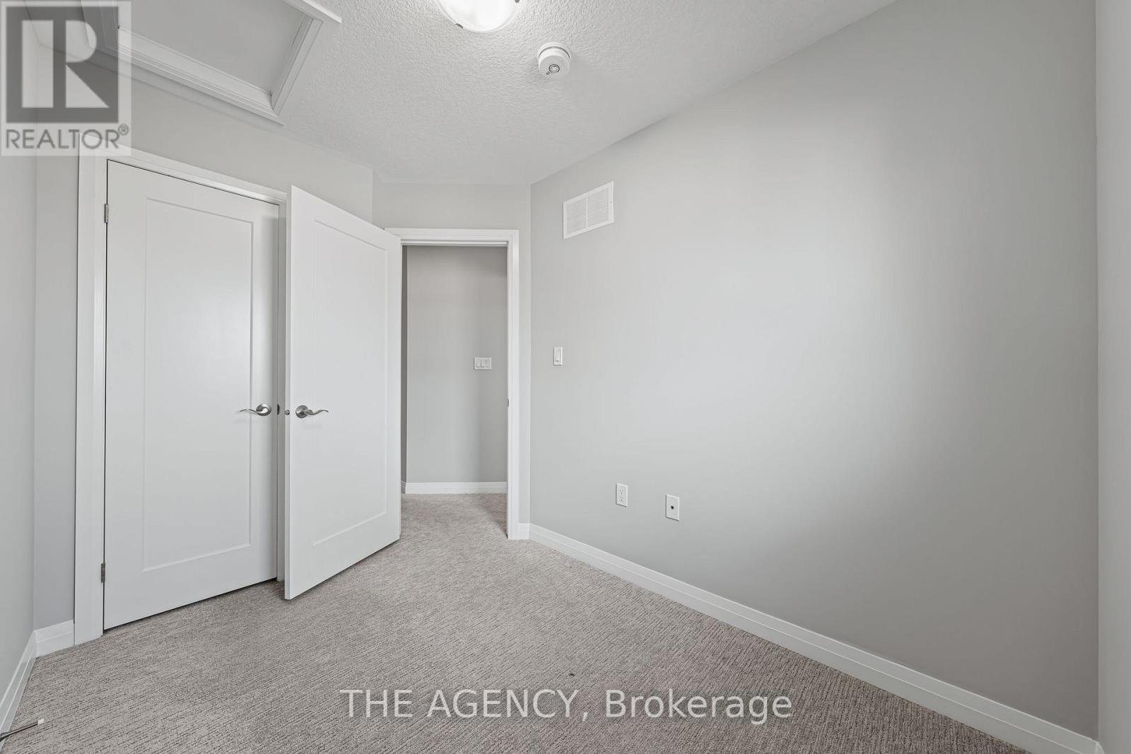 53 Aquarius Crescent, Hamilton, Ontario  L0R 1P0 - Photo 33 - X12603796