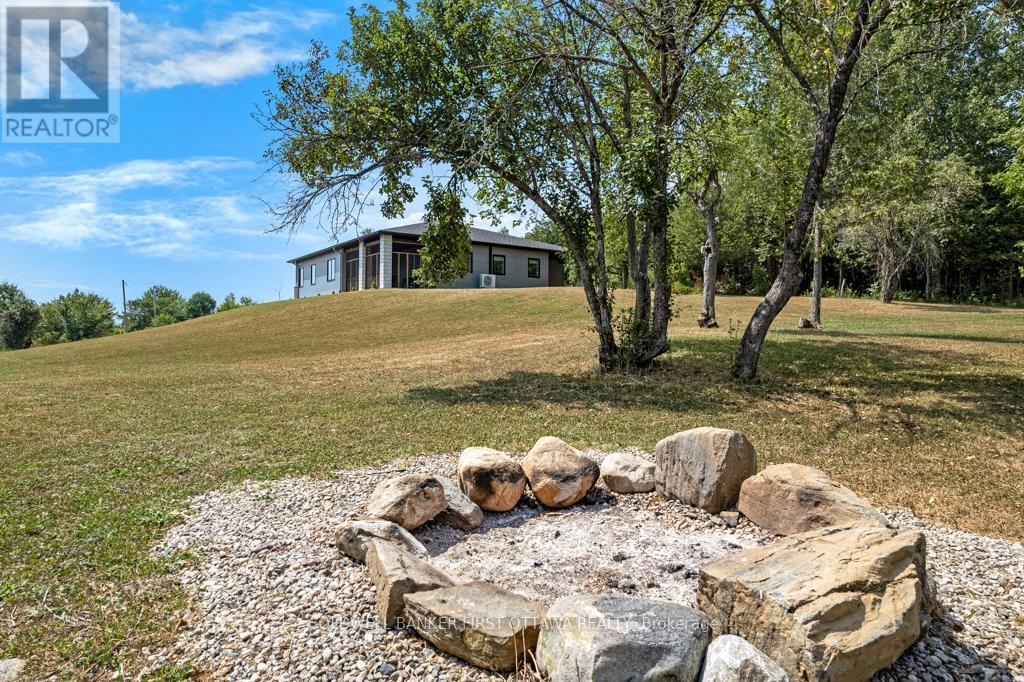 456 Pine Grove Road, Lanark Highlands, Ontario  K0G 1K0 - Photo 36 - X12425513