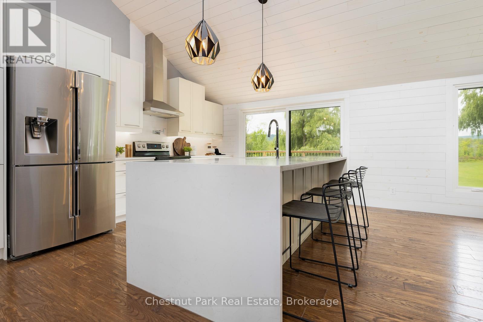 2890 Nottawasaga Conc 10 N, Clearview, Ontario  L9Y 3Y9 - Photo 11 - S12603906