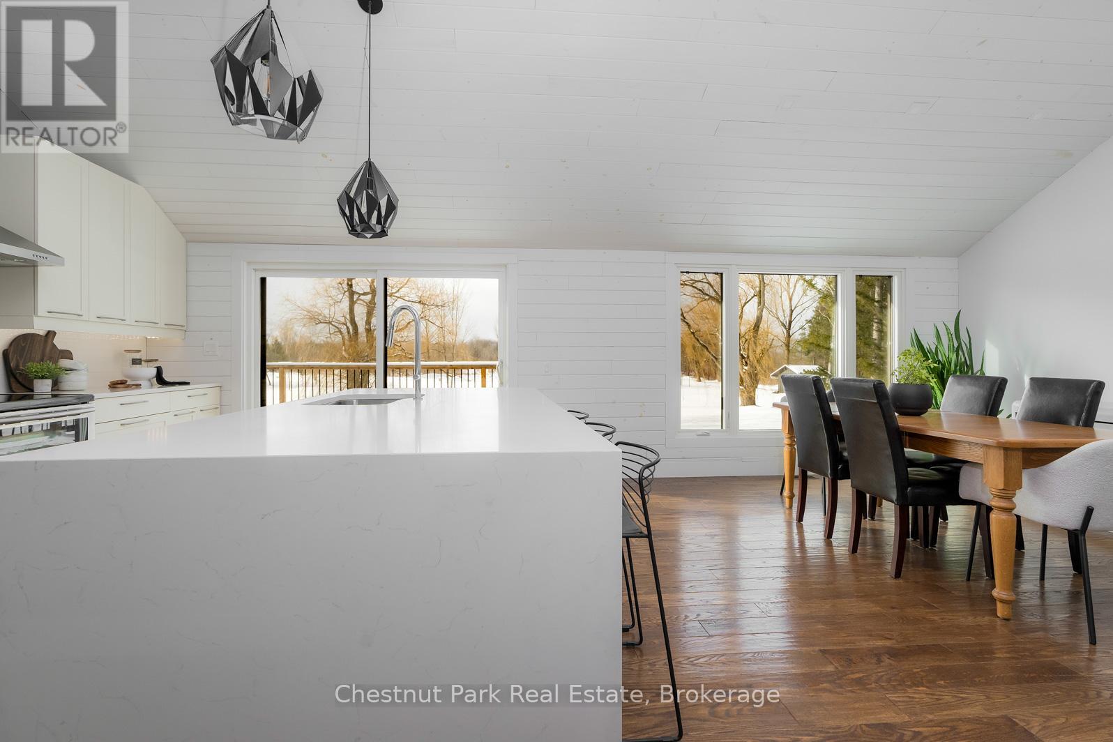 2890 Nottawasaga Conc 10 N, Clearview, Ontario  L9Y 3Y9 - Photo 14 - S12603906