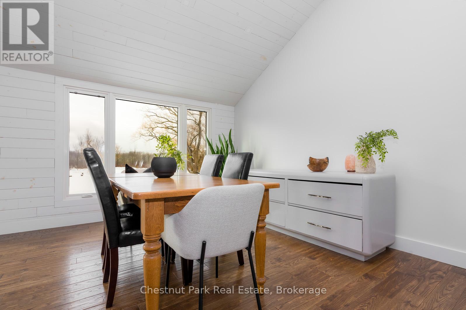 2890 Nottawasaga Conc 10 N, Clearview, Ontario  L9Y 3Y9 - Photo 15 - S12603906