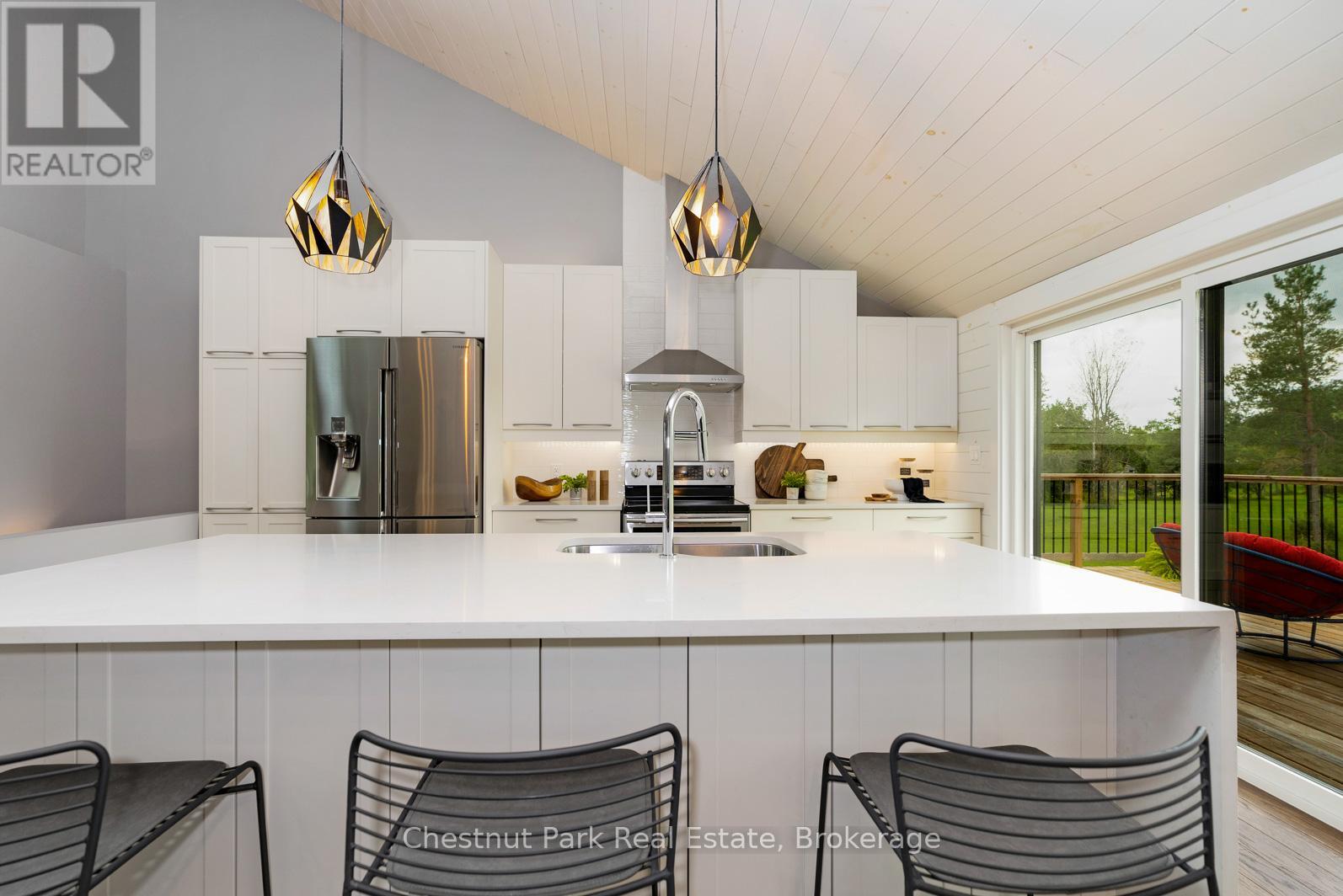 2890 Nottawasaga Conc 10 N, Clearview, Ontario  L9Y 3Y9 - Photo 9 - S12603906