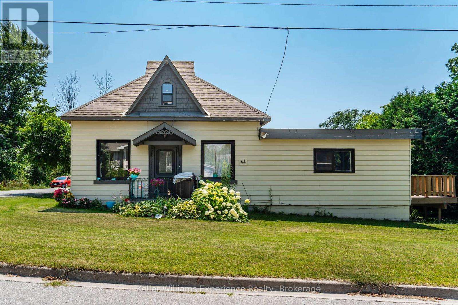 44 YEO STREET, penetanguishene, Ontario