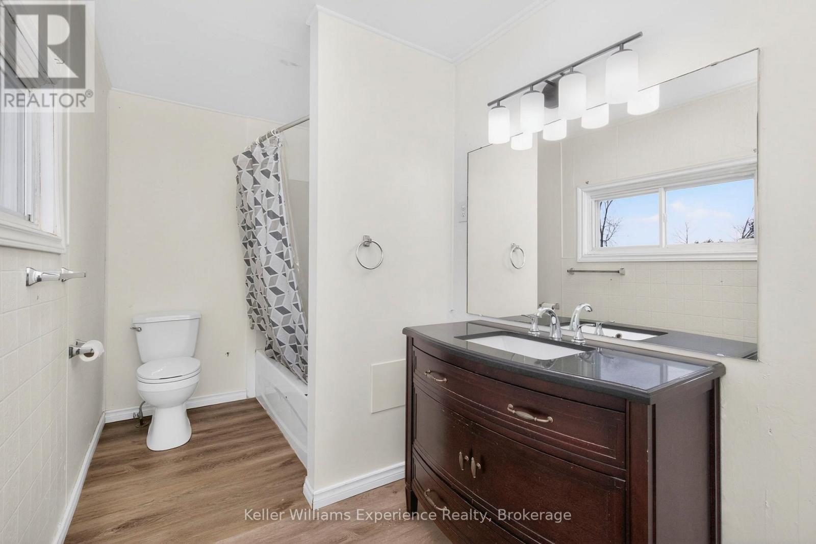 44 Yeo Street, Penetanguishene, Ontario  L9M 1C9 - Photo 16 - S12603918