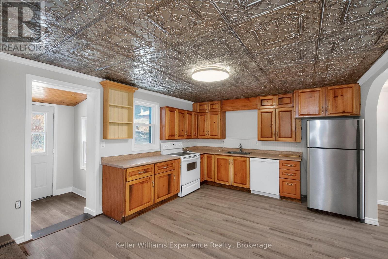 44 Yeo Street, Penetanguishene, Ontario  L9M 1C9 - Photo 20 - S12603918