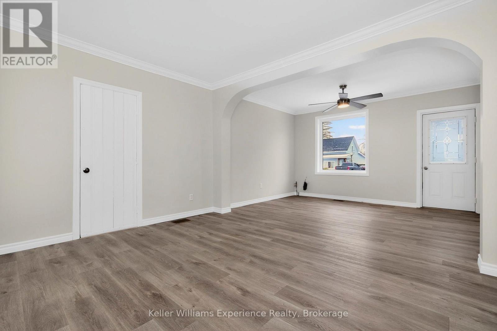 44 Yeo Street, Penetanguishene, Ontario  L9M 1C9 - Photo 28 - S12603918