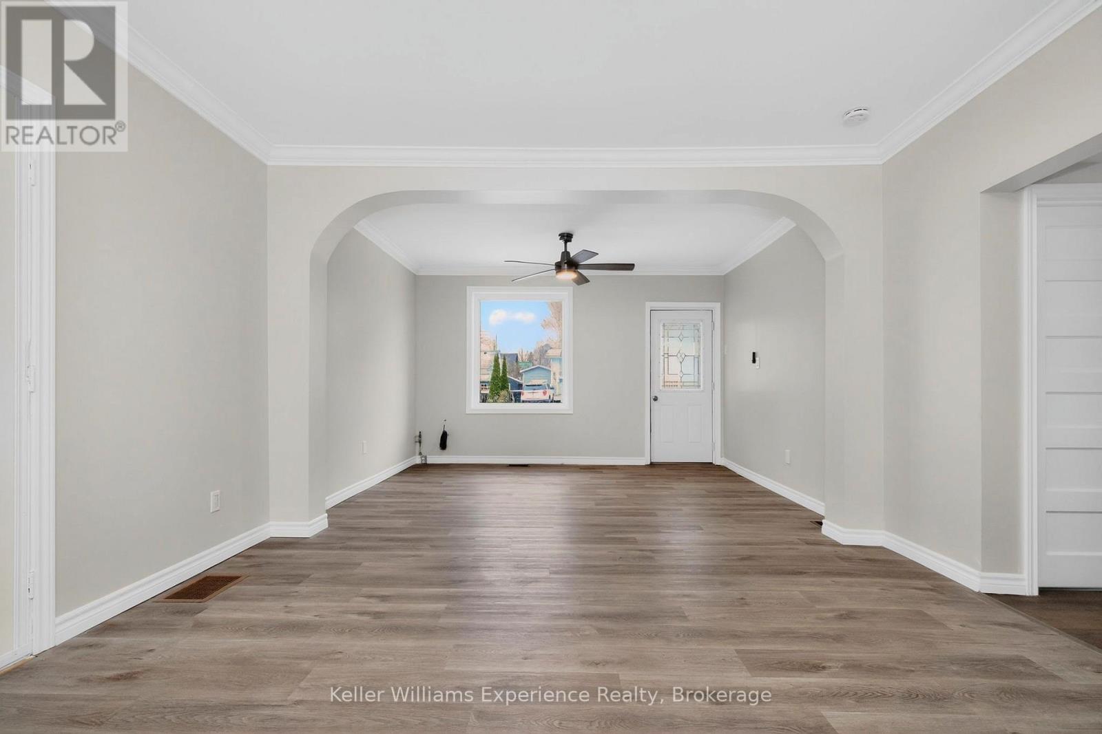 44 Yeo Street, Penetanguishene, Ontario  L9M 1C9 - Photo 29 - S12603918