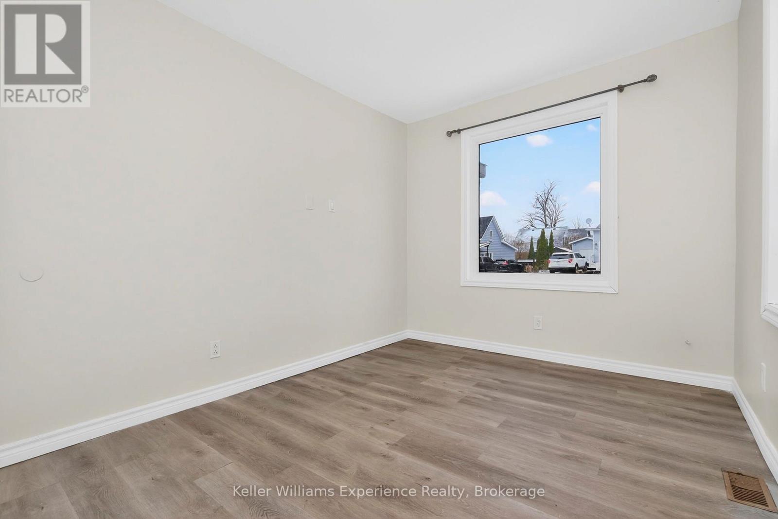 44 Yeo Street, Penetanguishene, Ontario  L9M 1C9 - Photo 36 - S12603918