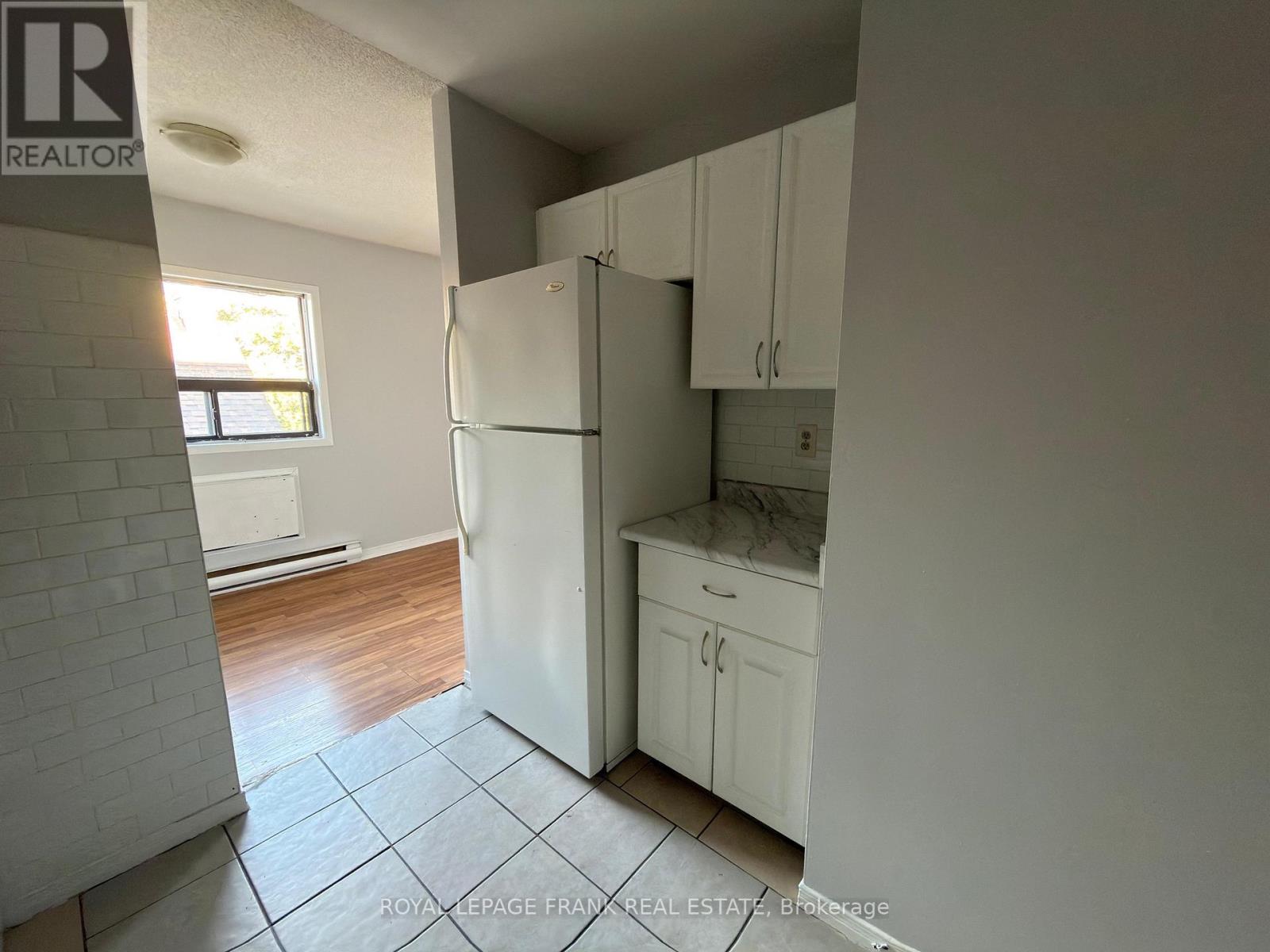 8 - 155 Colborne Street E, Oshawa, Ontario  L1G 1M3 - Photo 7 - E12604116