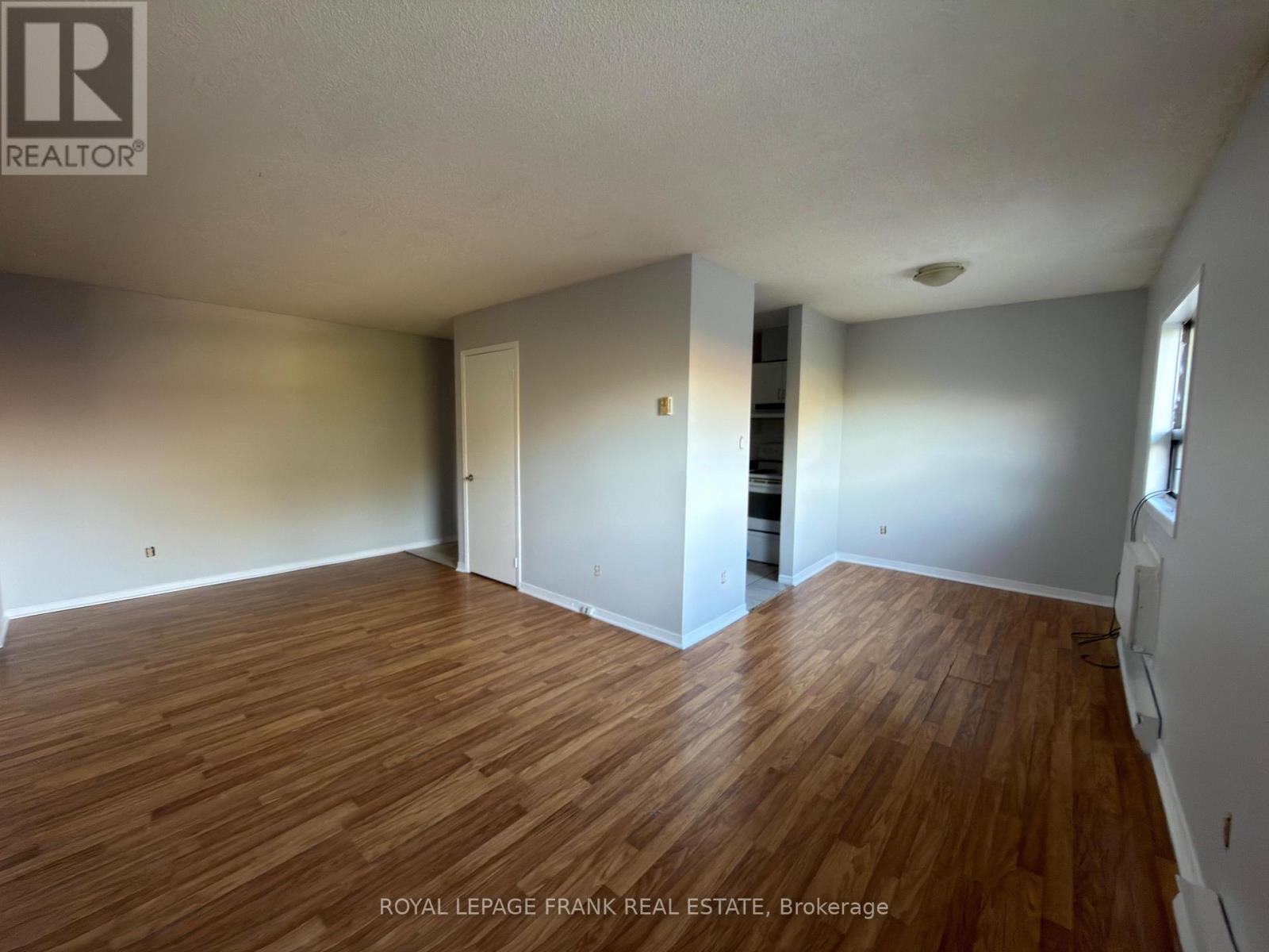 8 - 155 Colborne Street E, Oshawa, Ontario  L1G 1M3 - Photo 8 - E12604116