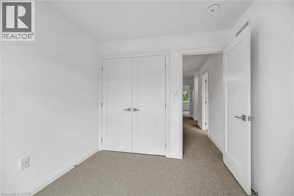 385 Limeridge Road E, Hamilton, Ontario  L9A 5A4 - Photo 32 - 40752573