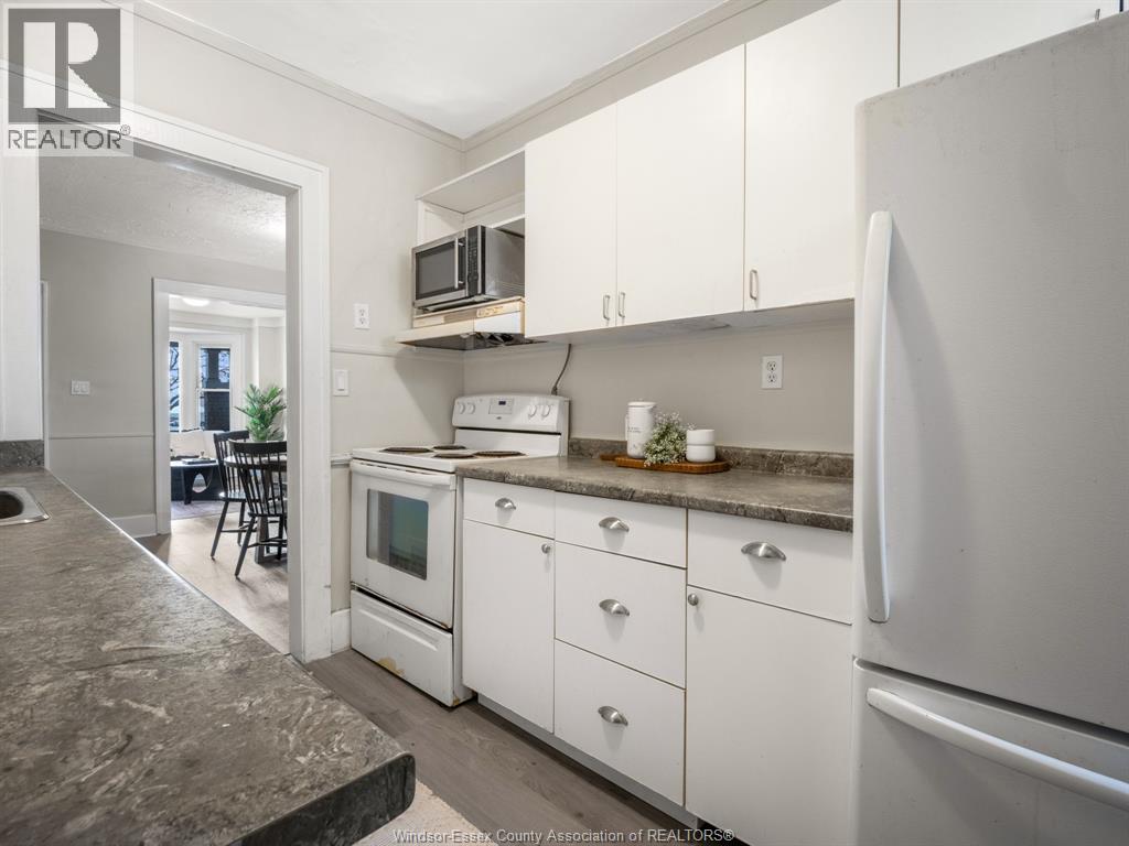 1424 Wyandotte Street West, Windsor, Ontario  N9B 1H4 - Photo 13 - 25031150