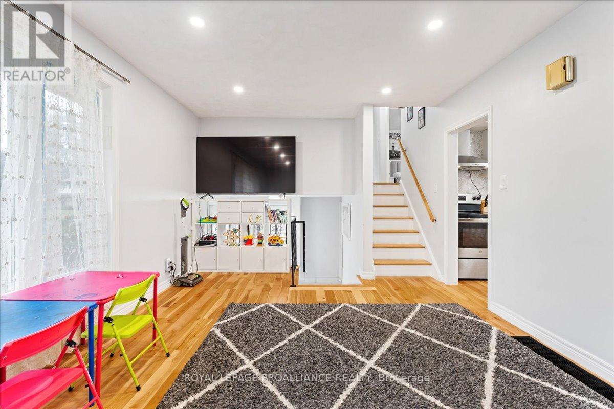 44 Meadowvale Avenue, Belleville, Ontario  K8N 2L6 - Photo 20 - X12603920