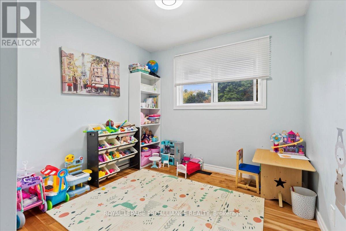 44 Meadowvale Avenue, Belleville, Ontario  K8N 2L6 - Photo 27 - X12603920