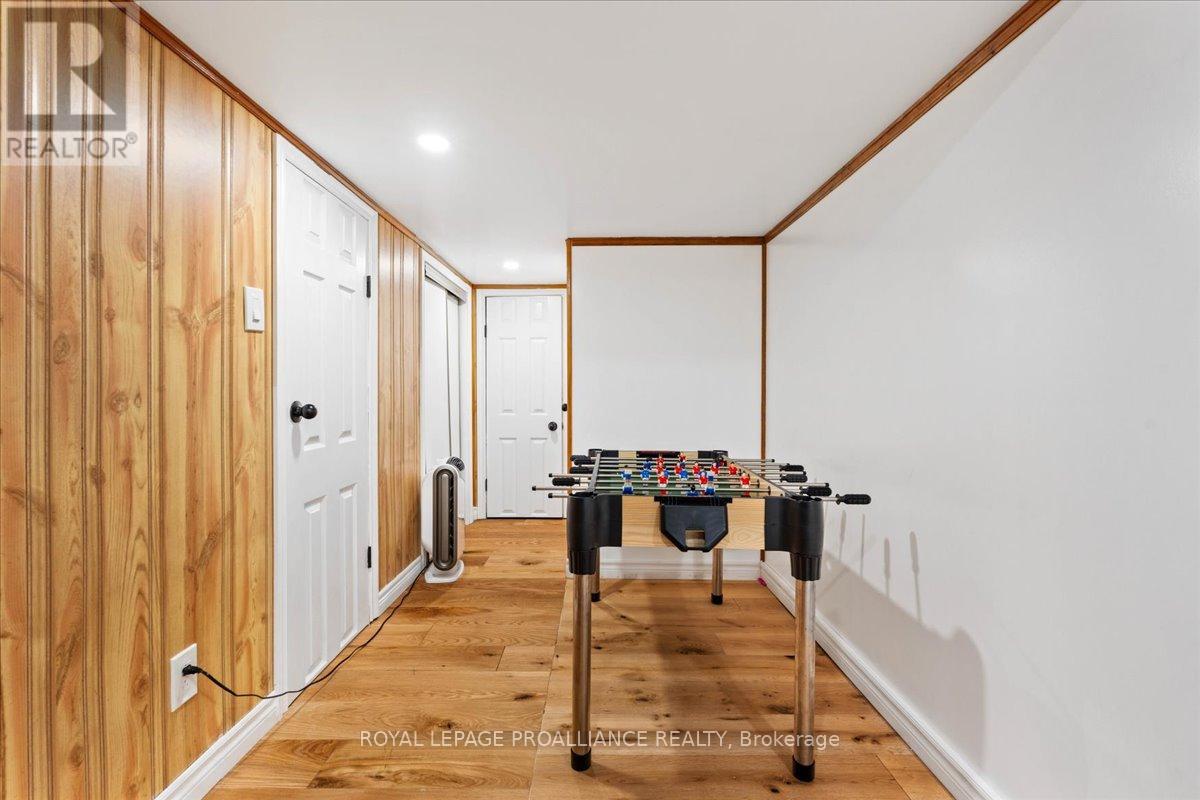 44 Meadowvale Avenue, Belleville, Ontario  K8N 2L6 - Photo 37 - X12603920