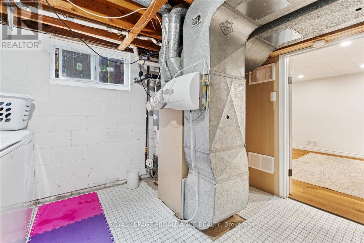 44 Meadowvale Avenue, Belleville, Ontario  K8N 2L6 - Photo 40 - X12603920