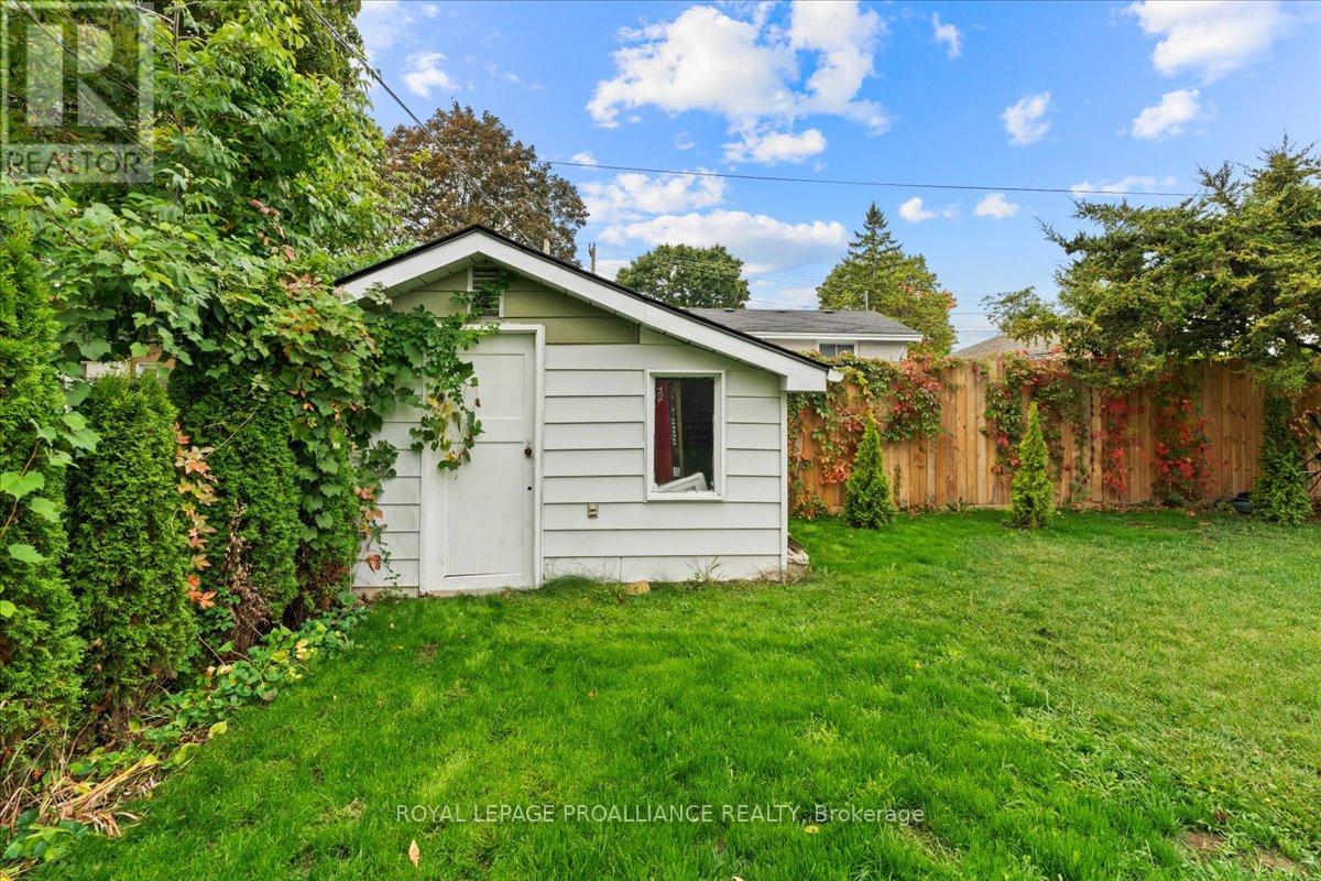 44 Meadowvale Avenue, Belleville, Ontario  K8N 2L6 - Photo 45 - X12603920