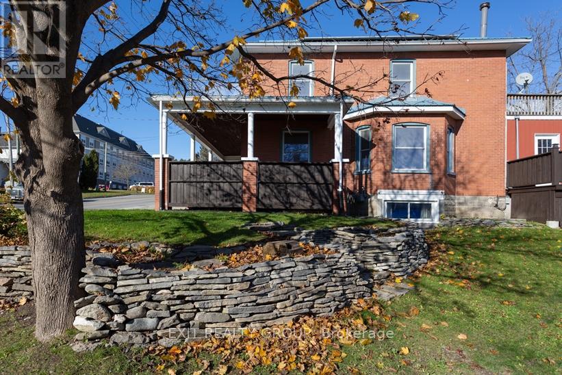 337 Dufferin Avenue, Quinte West, Ontario  K8V 5G8 - Photo 35 - X12603990