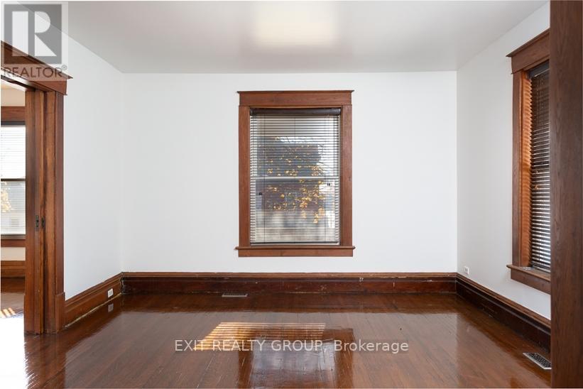 337 Dufferin Avenue, Quinte West, Ontario  K8V 5G8 - Photo 7 - X12603990