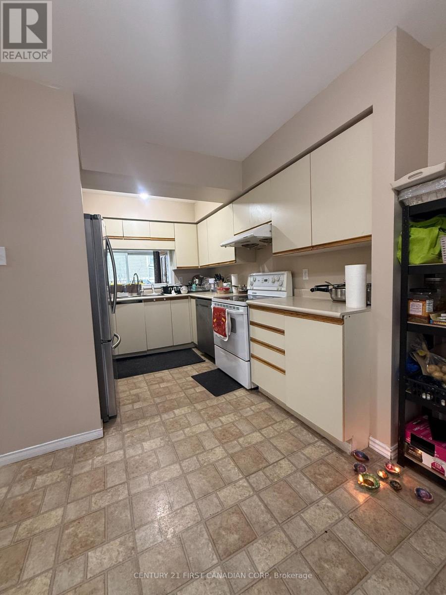 70 - 9 Ailsa Place, London South, Ontario  N5Z 4Z6 - Photo 5 - X12603932