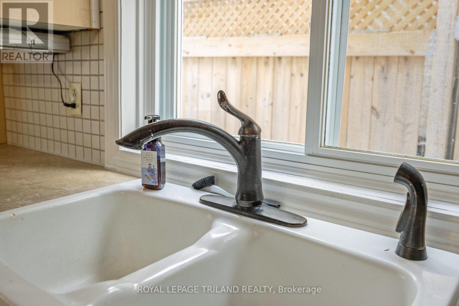 136 St George Street, Central Elgin, Ontario  N5P 2M1 - Photo 13 - X12603950