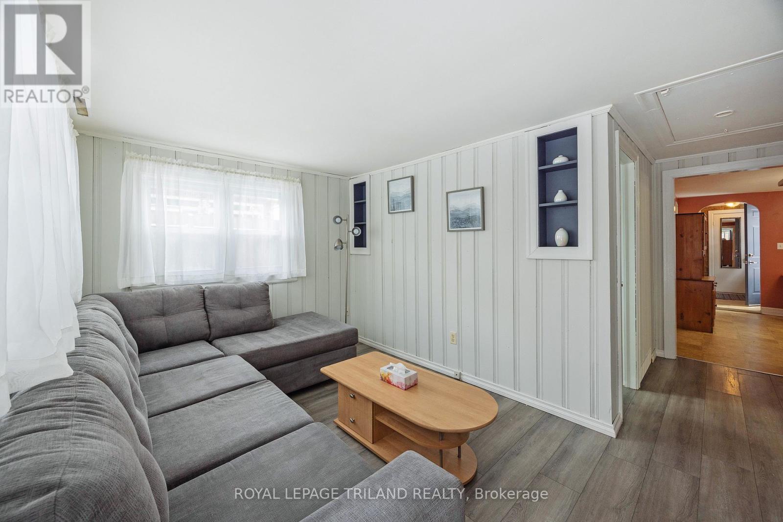 136 St George Street, Central Elgin, Ontario  N5P 2M1 - Photo 17 - X12603950