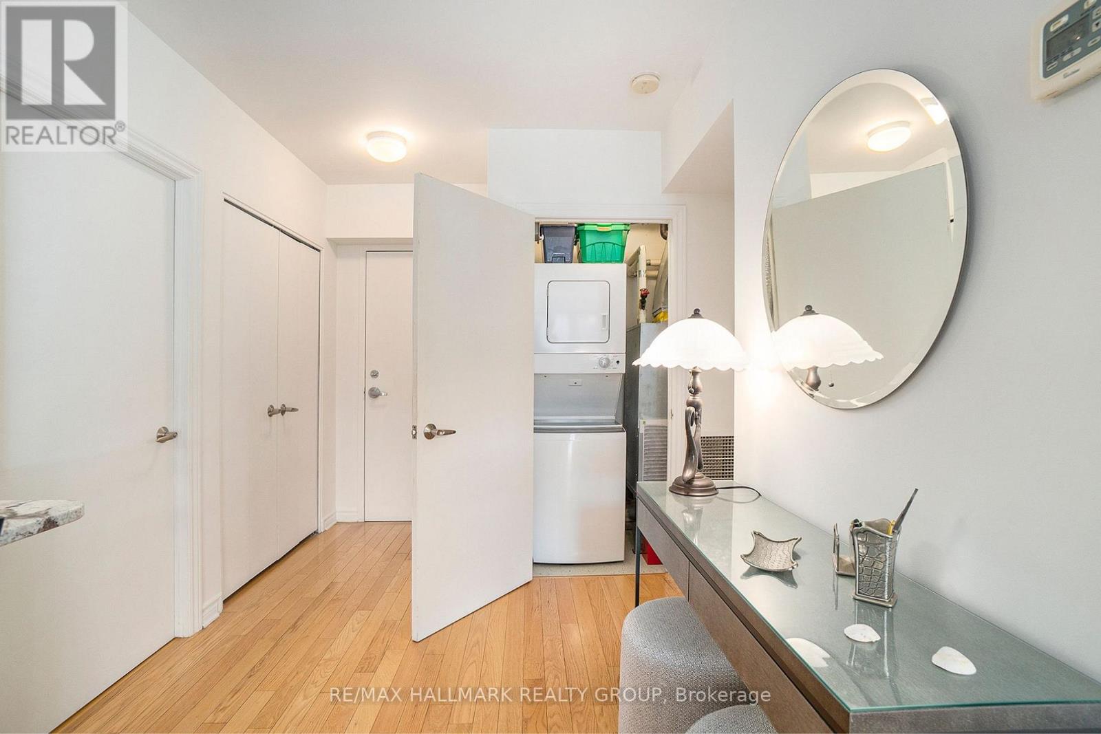 1601 - 445 Laurier Avenue W, Ottawa, Ontario  K1N 6R4 - Photo 17 - X12604036