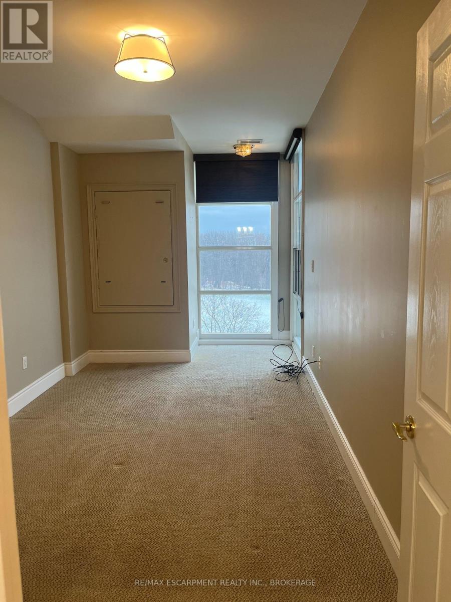 419 - 1 Leaside Park Drive, Toronto, Ontario  M4H 1R1 - Photo 10 - C12603900