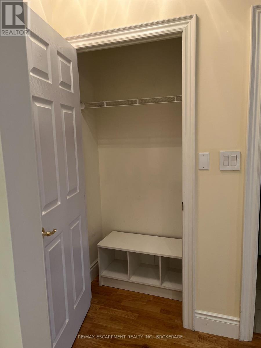 419 - 1 Leaside Park Drive, Toronto, Ontario  M4H 1R1 - Photo 6 - C12603900