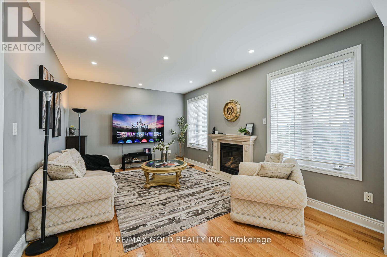 23 Yellow Pine Road, Brampton, Ontario  L6P 2E4 - Photo 18 - W12534598