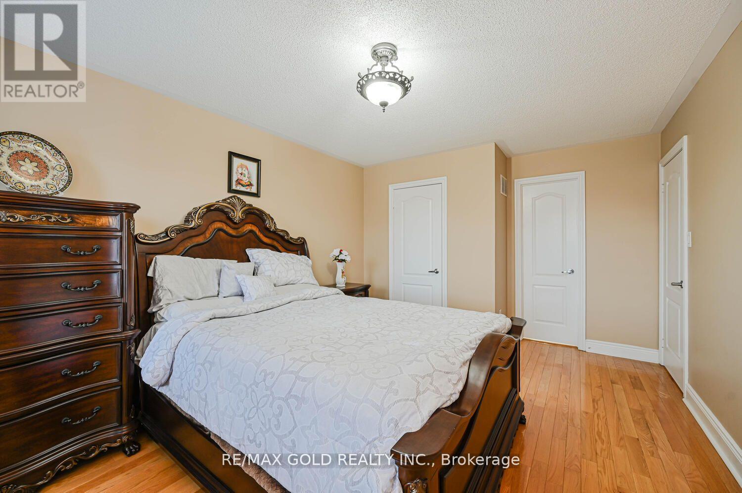 23 Yellow Pine Road, Brampton, Ontario  L6P 2E4 - Photo 28 - W12534598