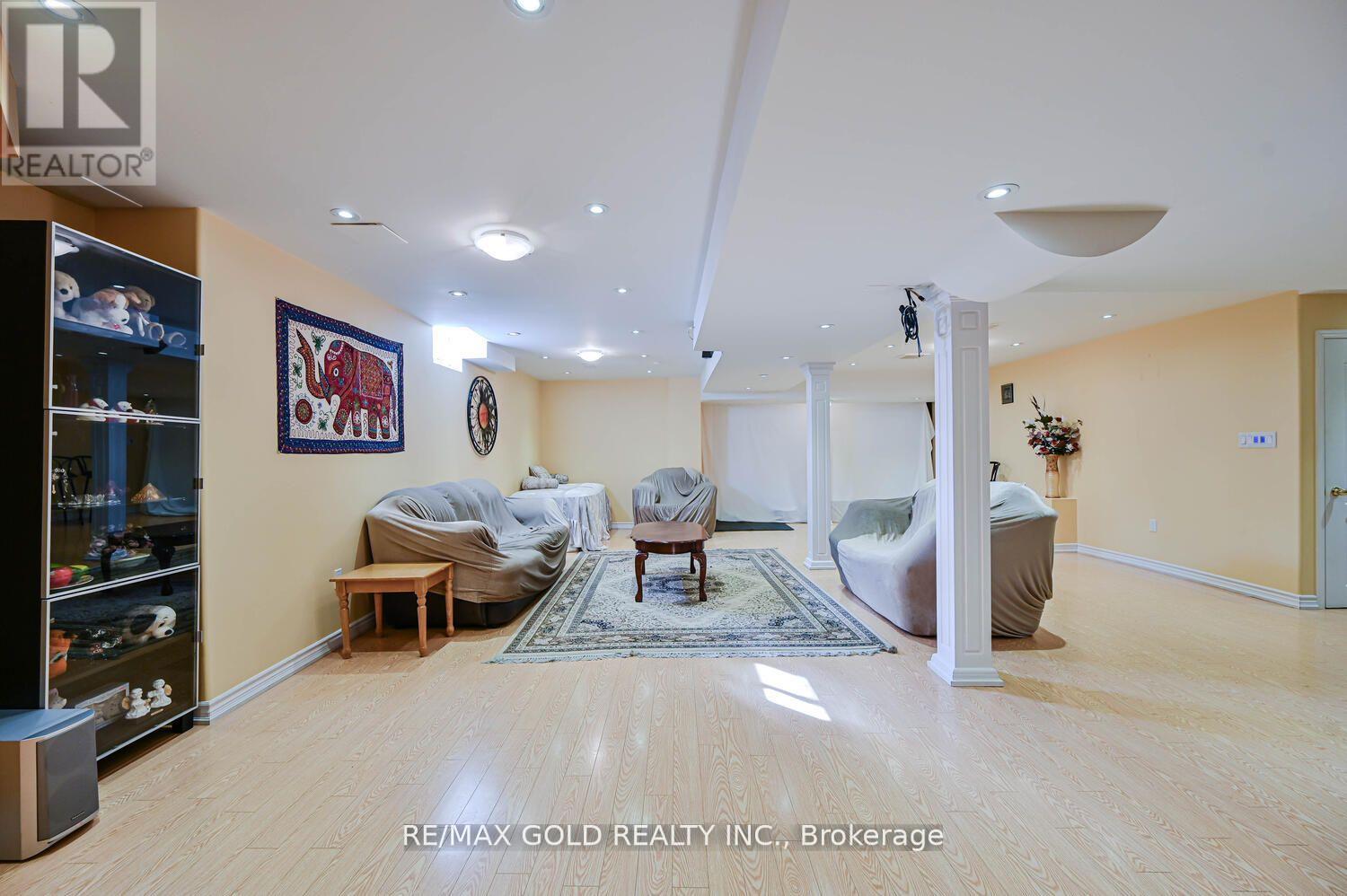 23 Yellow Pine Road, Brampton, Ontario  L6P 2E4 - Photo 37 - W12534598