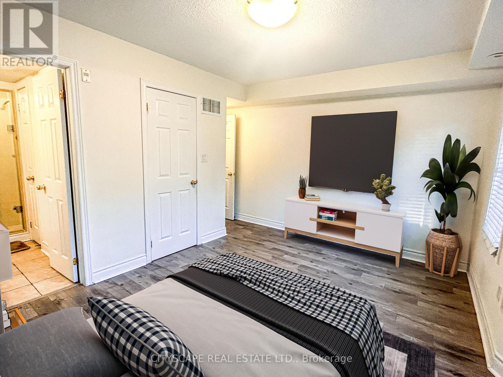 2 - 600 Shoreline Drive, Mississauga, Ontario  L5B 0A8 - Photo 7 - W12603208