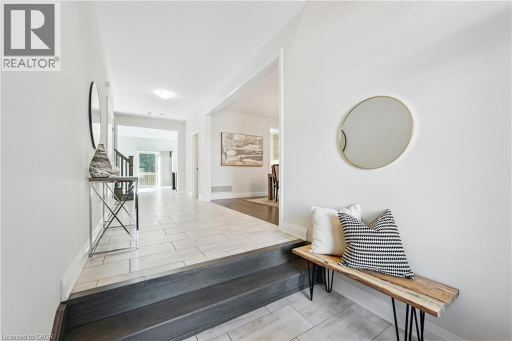 31 Emeny Lane, Guelph, Ontario  N1L 0H3 - Photo 4 - 40785028