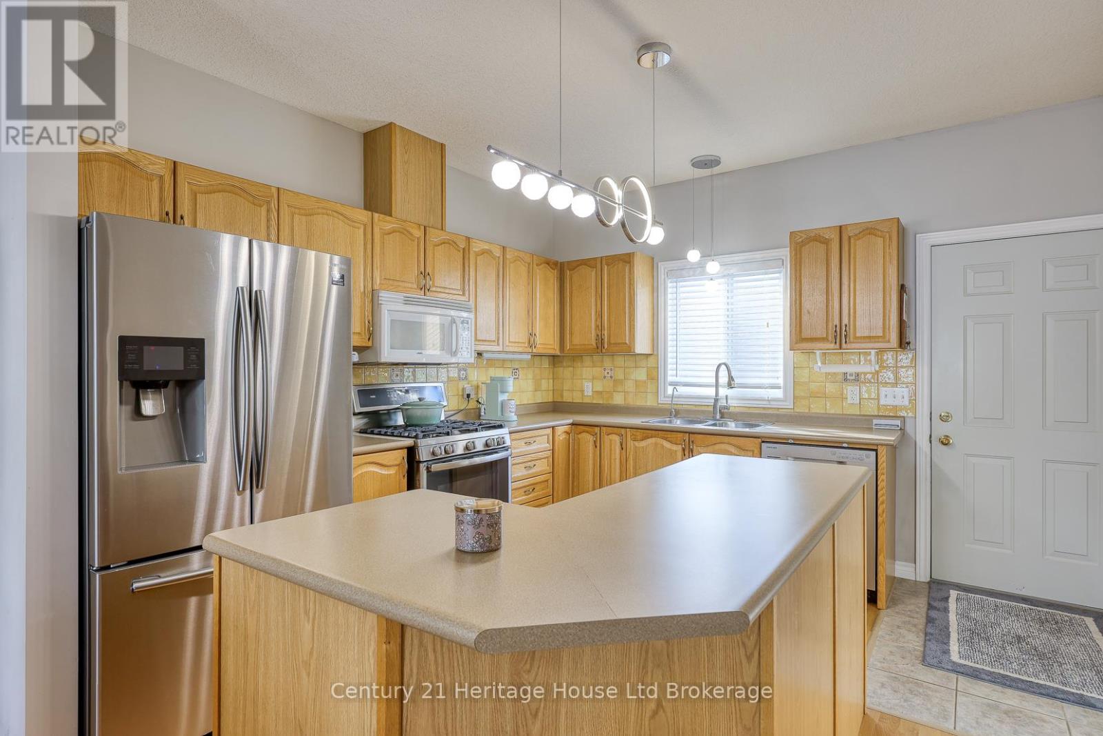 4 - 663 Southwood Way, Woodstock, Ontario  N4S 9A6 - Photo 15 - X12604118